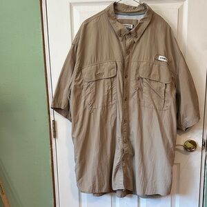 Magellan Outdoors Tan Casual Button Down Shirt